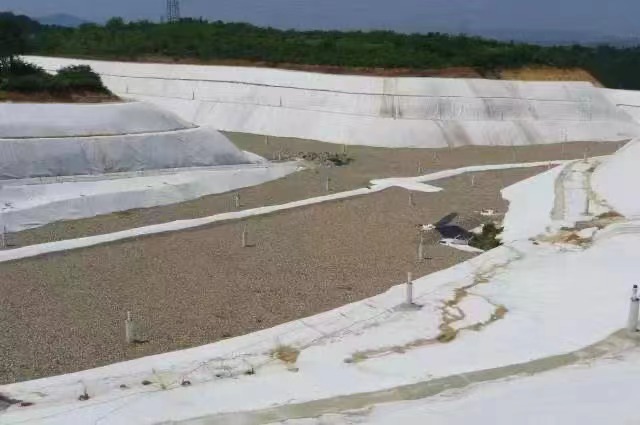 垃圾填埋場.jpg